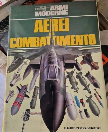 Aerei combattimento di - da,